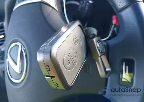 2011 Lexus Is F z USA, uszkodzony, nr VIN JTHBP5C21B5008756